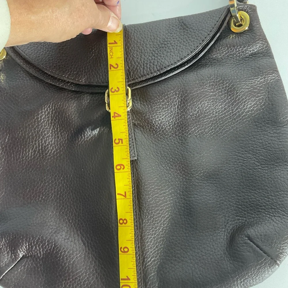 Barr and Barr New York Pebbled Brown Leather Bag Gold Hardware Shoulder Bag - Picture 13 of 15